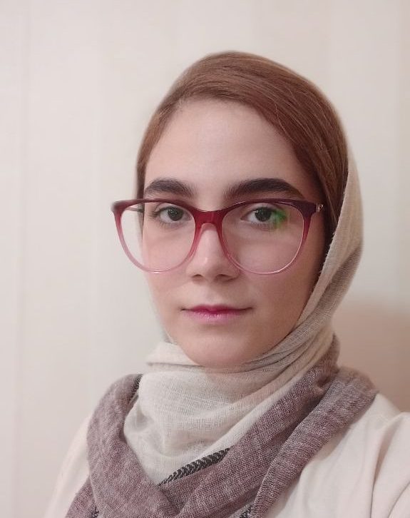 استاد سارا کشتکار - دپارتمان پوشاک، طراحی لباس با نرم افزار کلوتری دی و مارولوس دیزاینر - آموزشگاه هنرافزا
