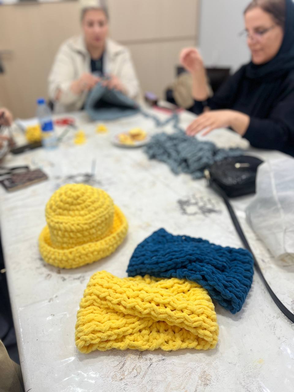 photo 5863914000670723075 y